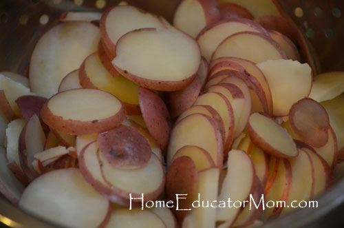 sliced-red-potatoes-for-zuppa soup